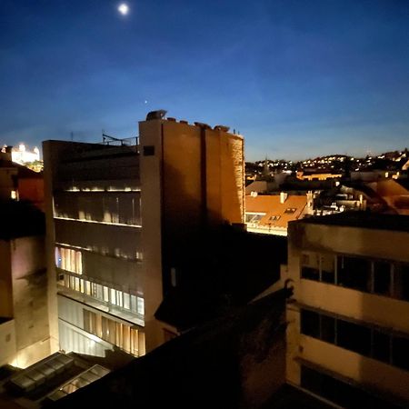 Old Town Apartment Black Bratislava Exterior foto
